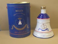SEALED BELL’S OLD SCOTCH WHISKY ROYAL DECANTER PRINCESS BEATRICE 1988 WITH TUBE