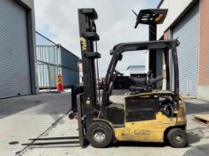 **(INCLUDES CHARGER)** 2016 YALE ERP25VLE3145