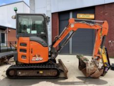 HITACHI ZX26 U-6 2.7T MINI EXCAVATOR / DIGGER