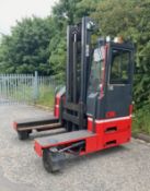 2010 COMMANDER AXIS 4 TON FORKLIFT