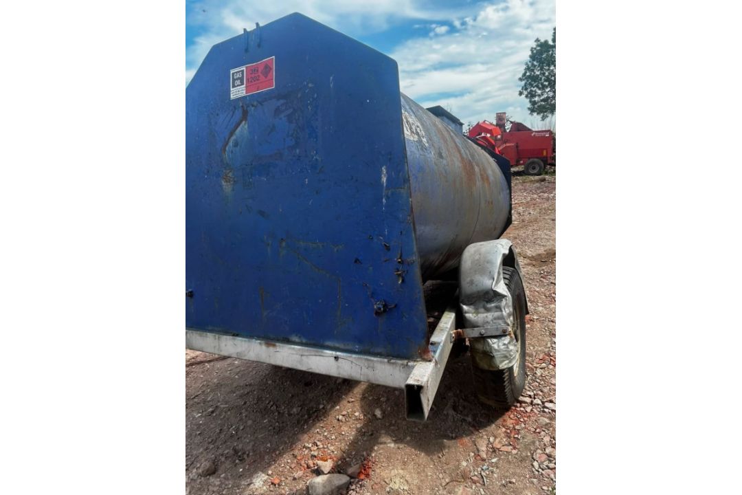 AINWAY ENGINEERING 3000L BUNDED TOWABLE FUEL BOWSER - Image 2 of 10