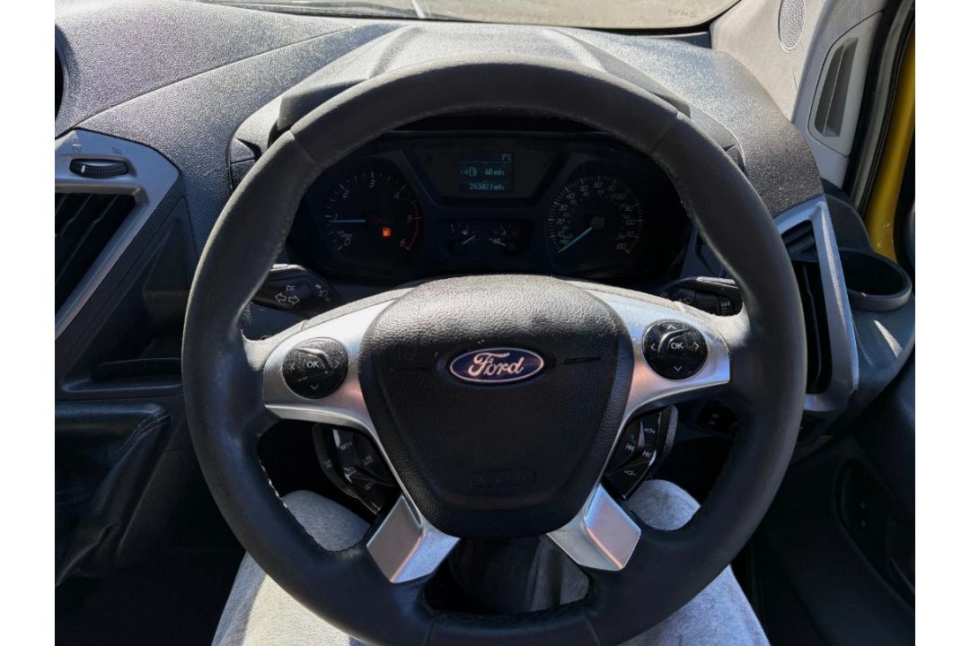 2015 FORD TRANSIT CUSTOM 290 TREND E-TEC L2H1 2198CC DIESEL >>--NO VAT ON HAMMER--<< - Image 12 of 15