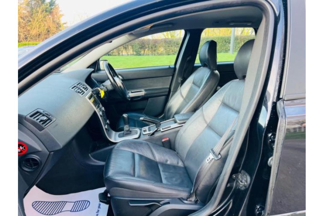 2009 VOLVO V50 2.0D SE 5DR DIESEL MANUAL ESTATE BLACK >>--NO VAT ON HAMMER--<< - Image 26 of 28