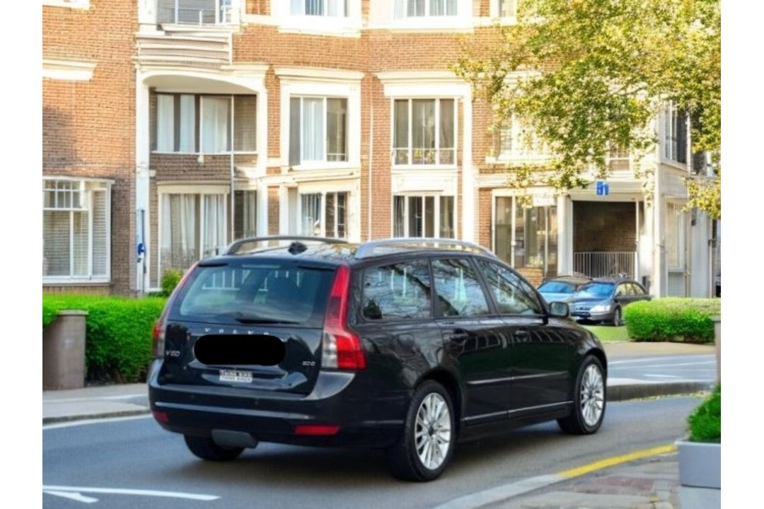 2009 VOLVO V50 2.0D SE 5DR DIESEL MANUAL ESTATE BLACK >>--NO VAT ON HAMMER--<< - Image 12 of 28