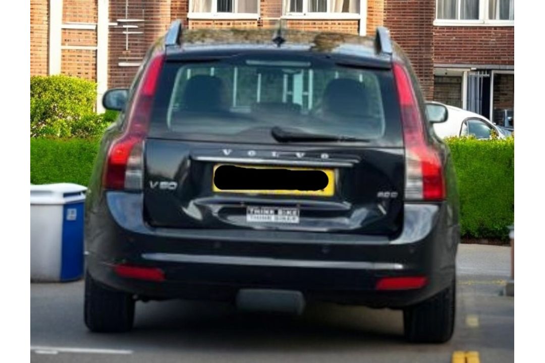 2009 VOLVO V50 2.0D SE 5DR DIESEL MANUAL ESTATE BLACK >>--NO VAT ON HAMMER--<< - Image 3 of 28