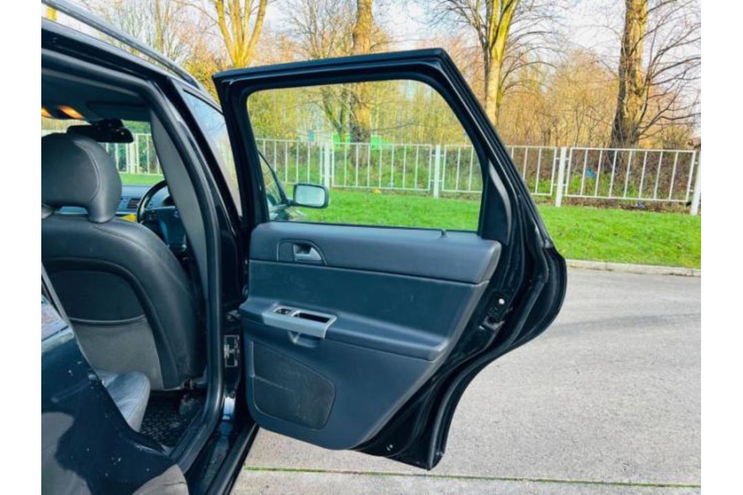 2009 VOLVO V50 2.0D SE 5DR DIESEL MANUAL ESTATE BLACK >>--NO VAT ON HAMMER--<< - Image 24 of 28