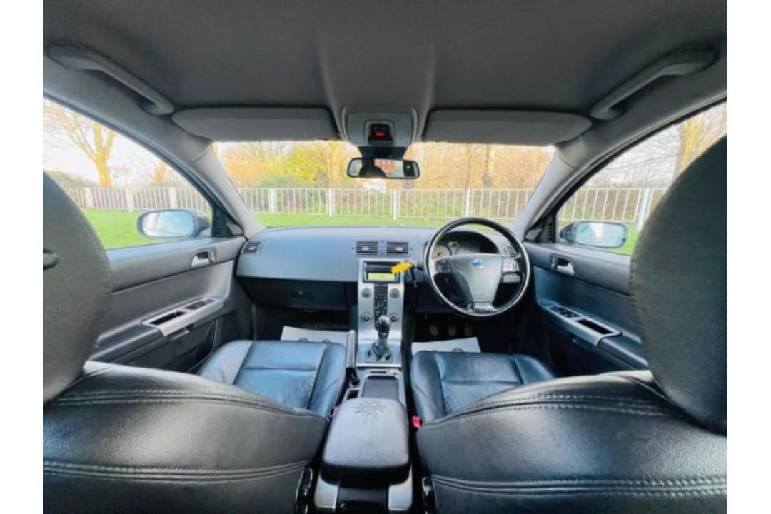2009 VOLVO V50 2.0D SE 5DR DIESEL MANUAL ESTATE BLACK >>--NO VAT ON HAMMER--<< - Image 28 of 28
