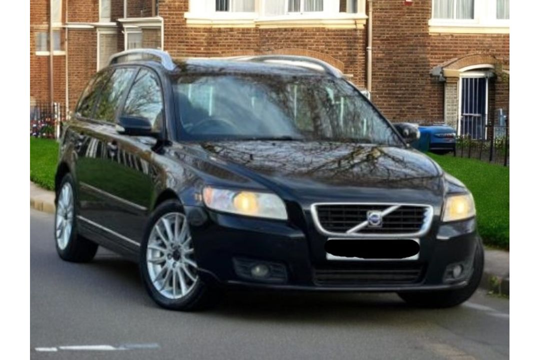 2009 VOLVO V50 2.0D SE 5DR DIESEL MANUAL ESTATE BLACK >>--NO VAT ON HAMMER--<< - Image 6 of 28