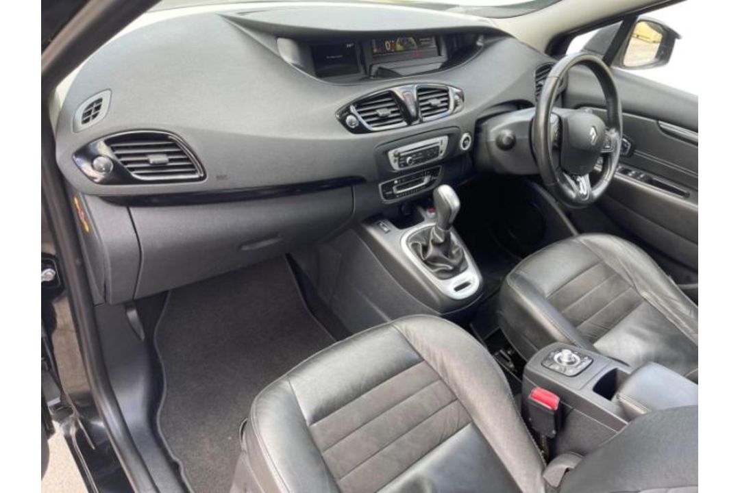 **(ONLY 105K MILEAGE)** 2015 RENAULT SCENIC DYNAMIQUE TOMTOM DCI SA >>--NO VAT ON HAMMER--<< - Image 31 of 32