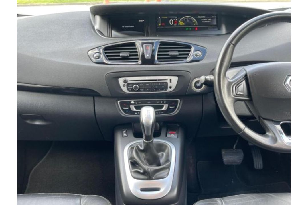 **(ONLY 105K MILEAGE)** 2015 RENAULT SCENIC DYNAMIQUE TOMTOM DCI SA >>--NO VAT ON HAMMER--<< - Image 26 of 32