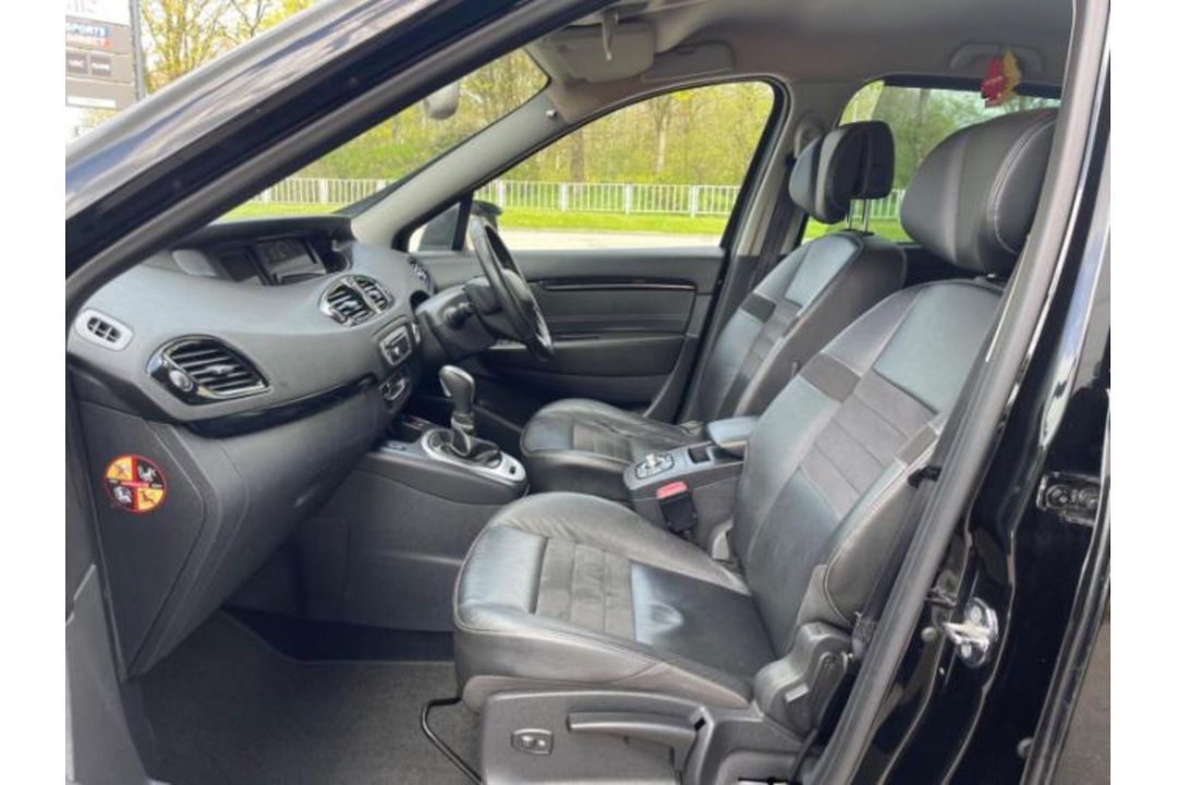 **(ONLY 105K MILEAGE)** 2015 RENAULT SCENIC DYNAMIQUE TOMTOM DCI SA >>--NO VAT ON HAMMER--<< - Image 17 of 32
