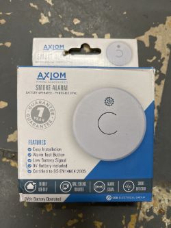 JOBLOT OF SMOKE ALARMS AXIOM 19 IN TOTAL
