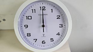 10 PC CHAMPION WOLL CLOCK RADIO CONTROL