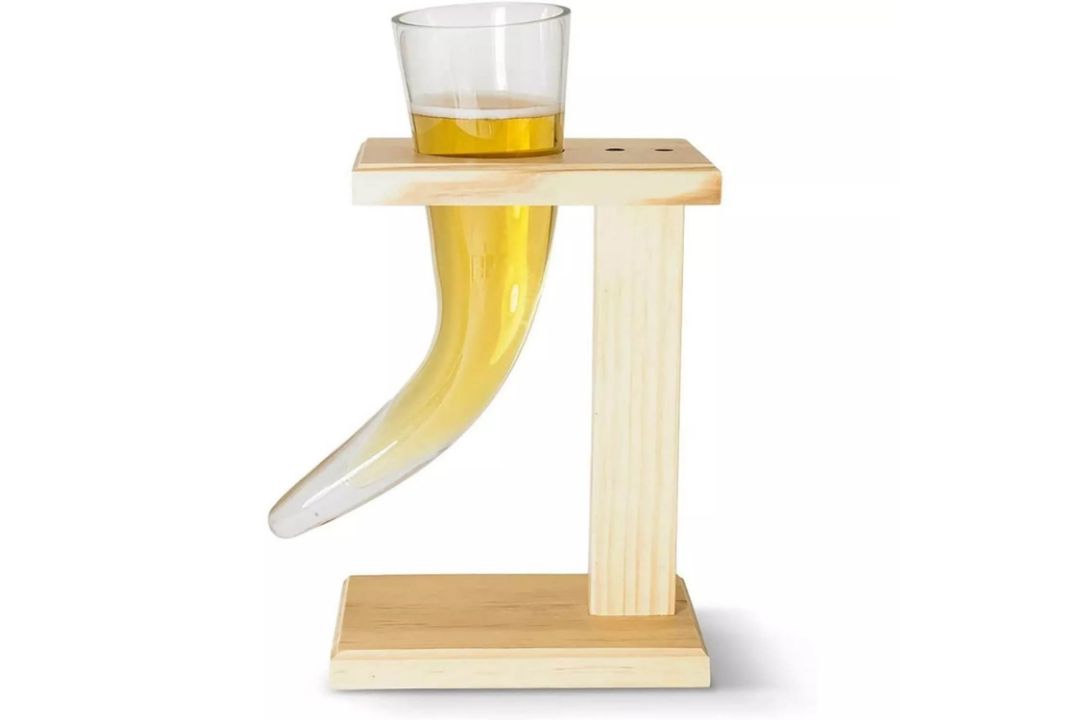 VIKING BEER HORN GLASS WITH WOODEN STAND - GIFT / PRESENT / NOVELTY BEER GLASS NEW BOX - Image 1 of 3