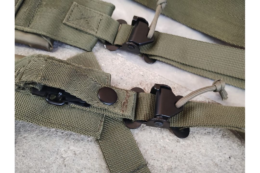 MILITARY - GREEN ALICE PACK STRAPS + WAIST BELT - HEAVY DUTY - NEW IN ORIGINAL PACKAGING - Image 4 of 5