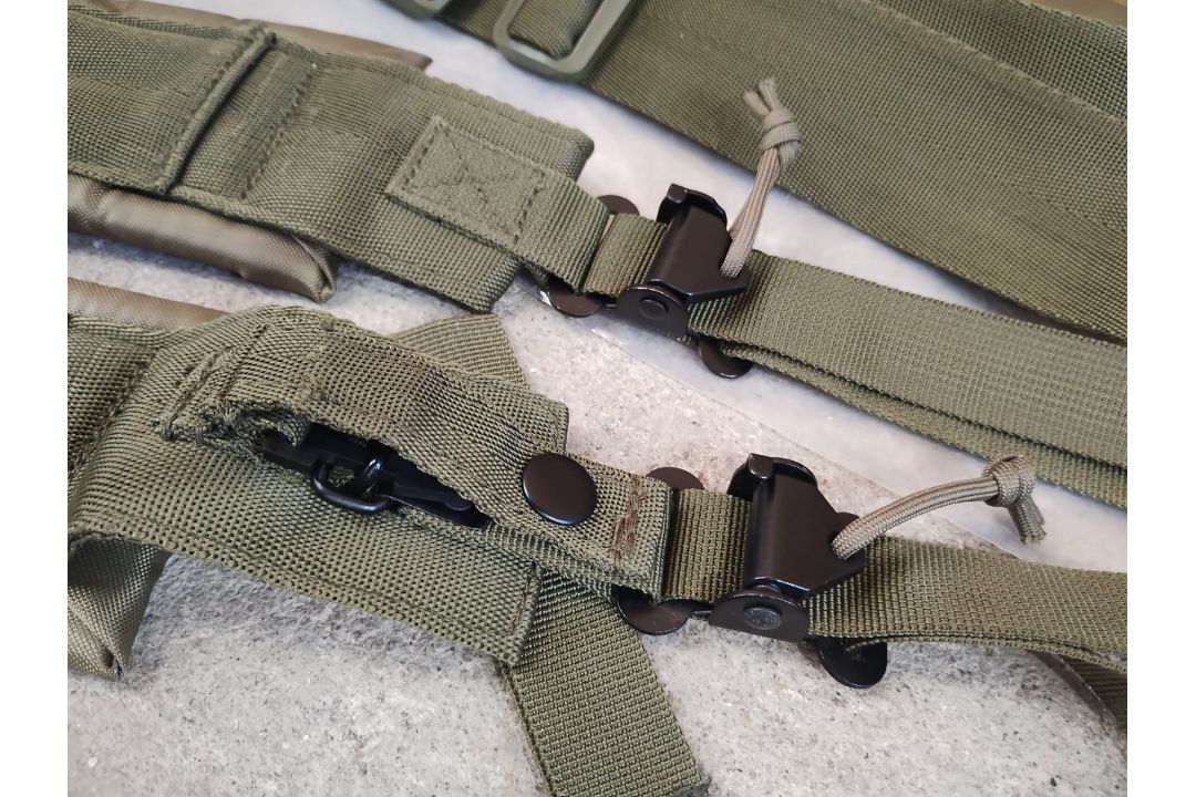 MILITARY - GREEN ALICE PACK STRAPS + WAIST BELT - HEAVY DUTY - NEW IN ORIGINAL PACKAGING - Image 1 of 5