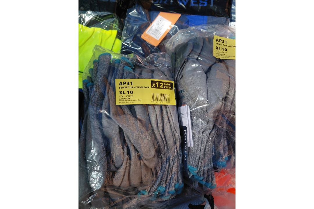 WORK WARE PALLET HIVIZ POLO SHIRTS SHORTS PANTS SAFTET TRAINERS GLOVES SOCKS - Image 3 of 8