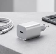 24 X BRAND NEW 2 PIN USB-C 20W WALL CHARGER WHITE, BULK