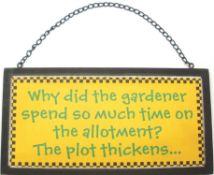 192 X HANGING WOODEN PLAQUE-GARDEN TXT