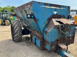 WEST 1150 GALLON DUAL SPREADER MUCK SPREADER FARM TRAILER