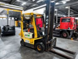 TCM FHD15 DIESEL FORKLIFT TRUCK