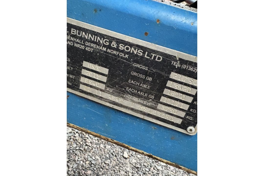 BUNNING LOWLANDER 150 DUNG SPREADER - Image 5 of 15