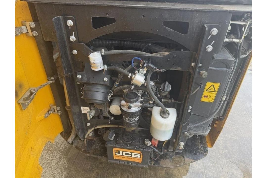 2019 JCB 15C-1 MINI EXCAVATOR / DIGGER WITH TRAILER - Image 10 of 10