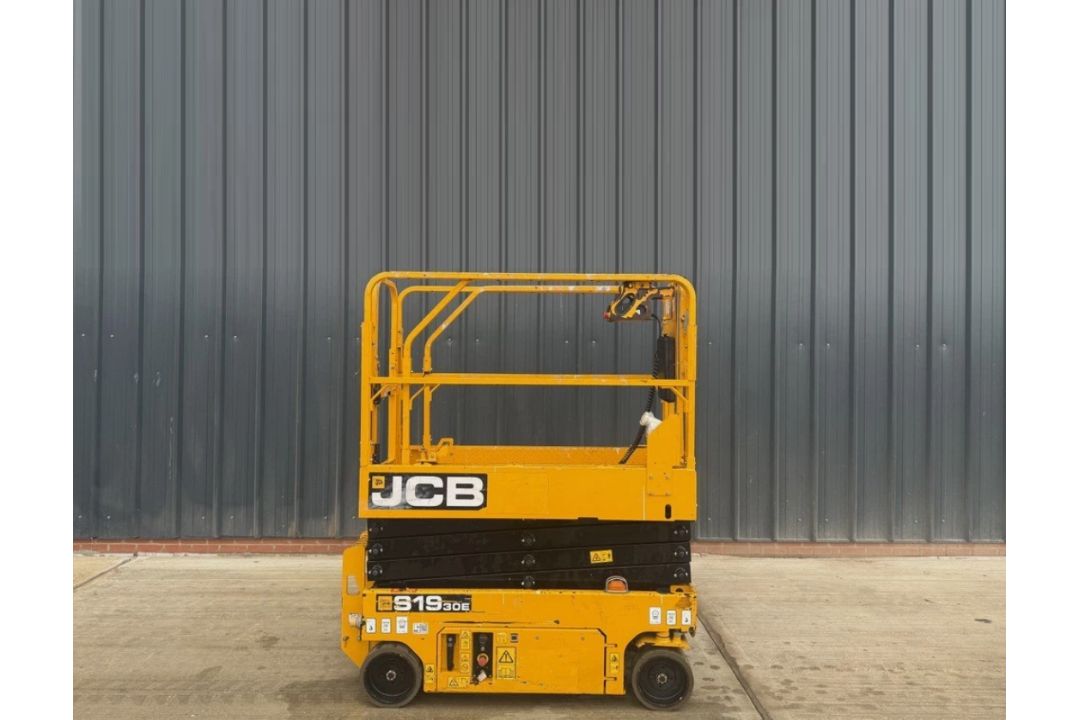 2019 JCB S1930E ELECTRIC SCISSOR LIFT - Image 1 of 7