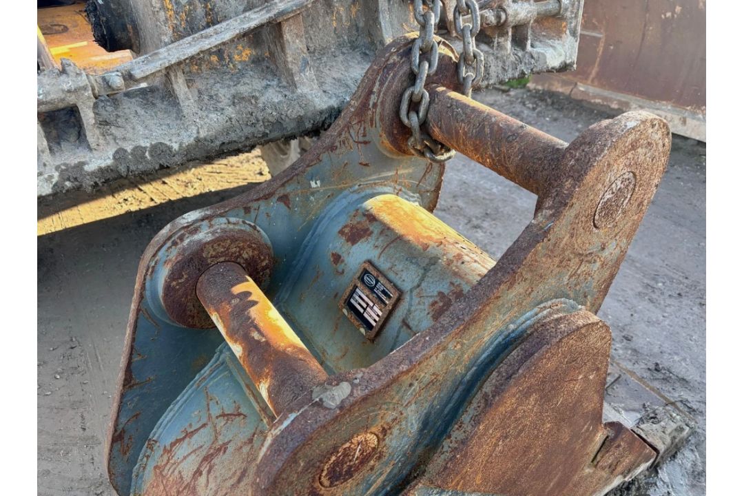 2FT WIDE STRICKLAND DIGGING BUCKET | 80MM PINS | EXCAVATOR / TELEHANDLER / BACKHOE - Image 2 of 7