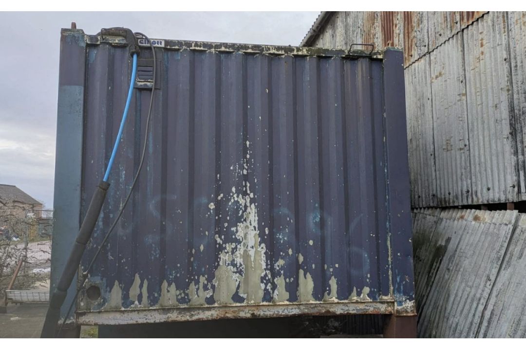 SHIPPING CONTAINER OFFICE WITH WELFARE FACILITIES - Image 1 of 11
