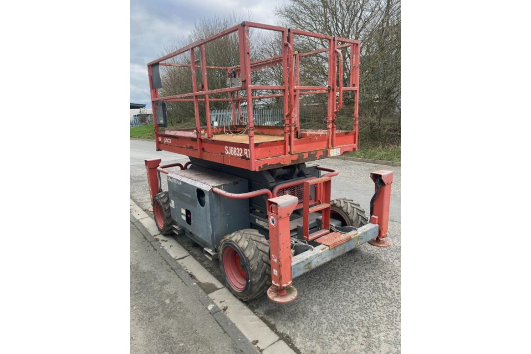 2015 SKYJACK SJ6832 ACCESS PLATFORM - Image 12 of 15