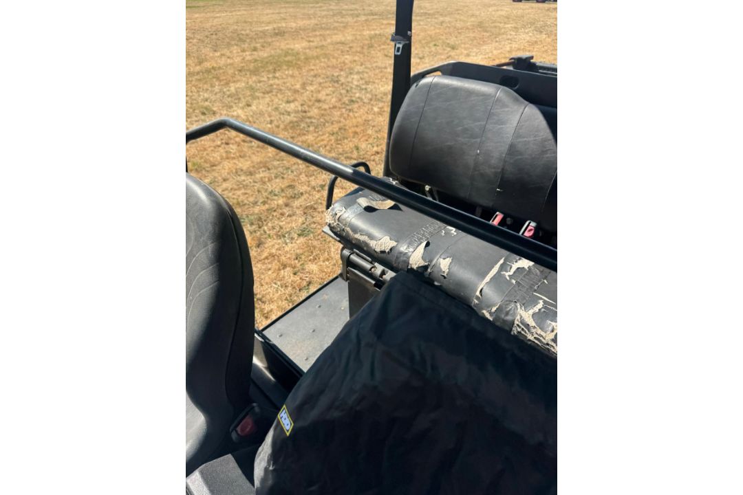 JOHN DEERE 855D GATOR POWER STEERING - Image 8 of 15