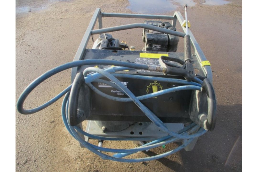 KARCHER HDS 801 D DIESEL HOT PRESSURE WASHER – 140 BAR - Image 3 of 6