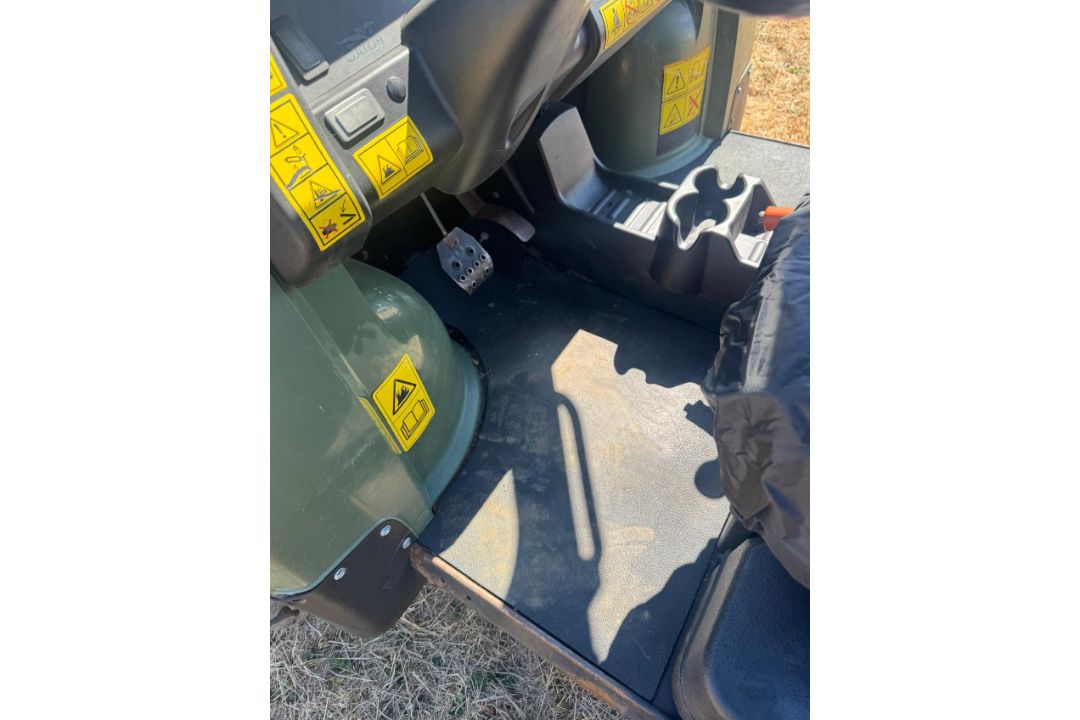 JOHN DEERE 855D GATOR POWER STEERING - Image 10 of 15