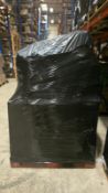 1 MIXED PALLET OF MIXED CLEARANCE PRODUCTS LIGHTS, DECORATIONS, & MORE!