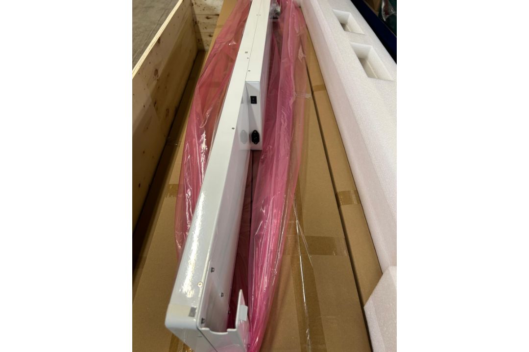 8 X NEW 1.2M LONG X 230 WIDE 43” ULTRA-WIDE COMMERCIAL DISPLAY 24/7 DIGITAL SIGNAGE MONITOR HDMI - Image 6 of 10