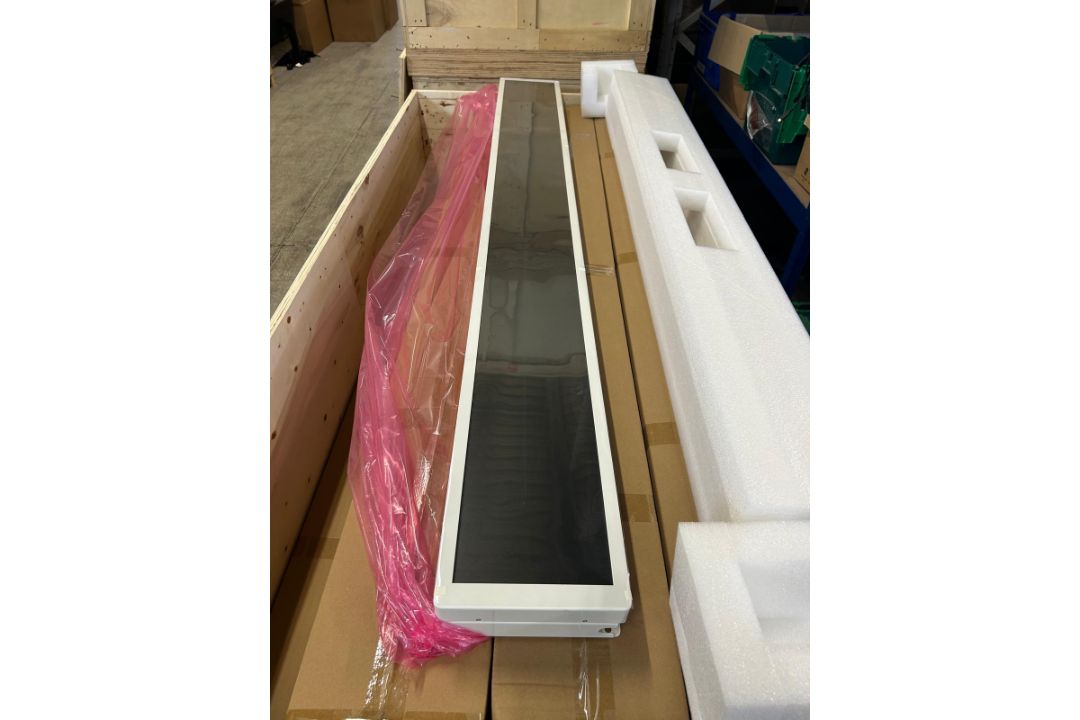 8 X NEW 1.2M LONG X 230 WIDE 43” ULTRA-WIDE COMMERCIAL DISPLAY 24/7 DIGITAL SIGNAGE MONITOR HDMI - Image 5 of 10