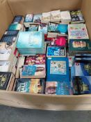 EACH PALLET CONSISTS OF CHILDRENS/NOVELS/COOKERY/EDUCATIONAL AND OTHER TITLES.