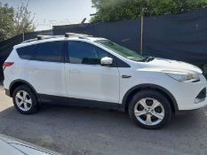 2015 FORD KUGA ZETEC TDCI 1997CC DIESEL MANUAL SUV IN WHITE >>--NO VAT ON HAMMER--<<