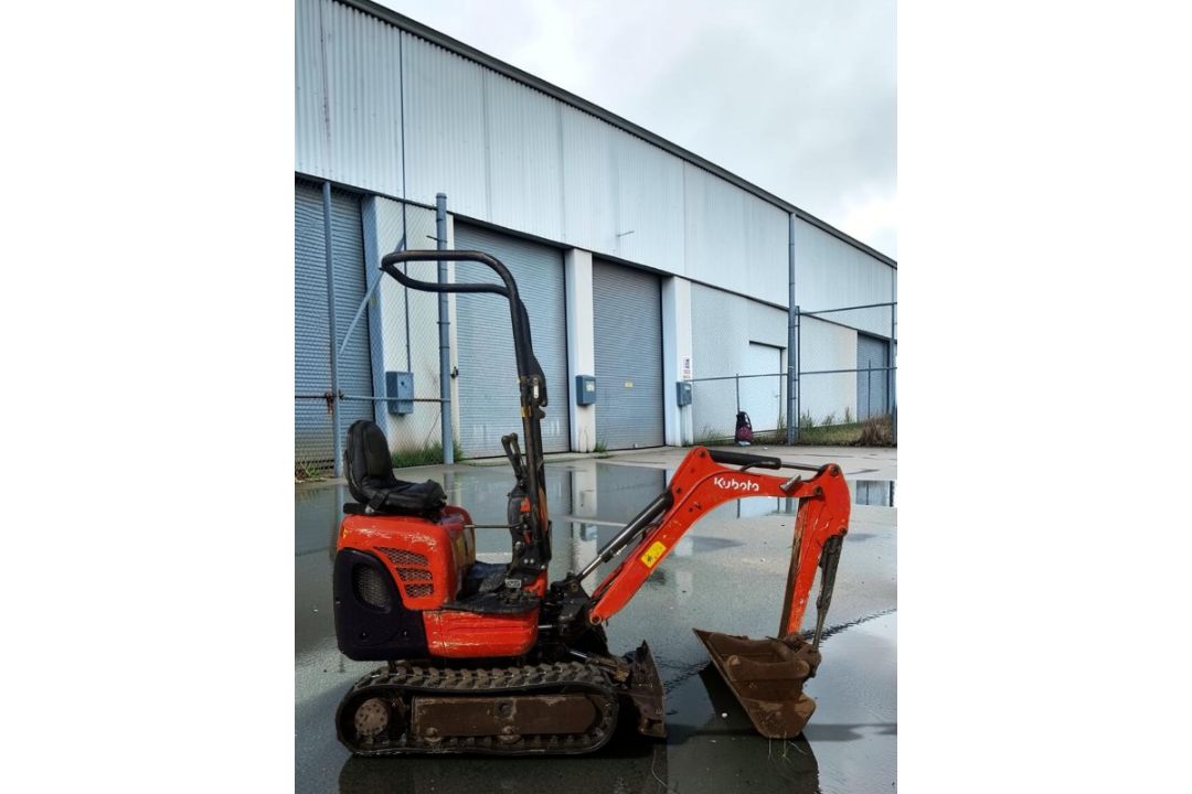 2018 KUBOTA KX008-3 MICRO DIGGER – X2 BUCKETS - Image 2 of 11