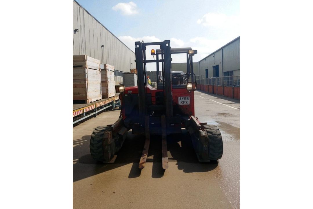 MOFFETT MOUNTY M5 25.4 FORKLIFT – 2016 - Image 7 of 13