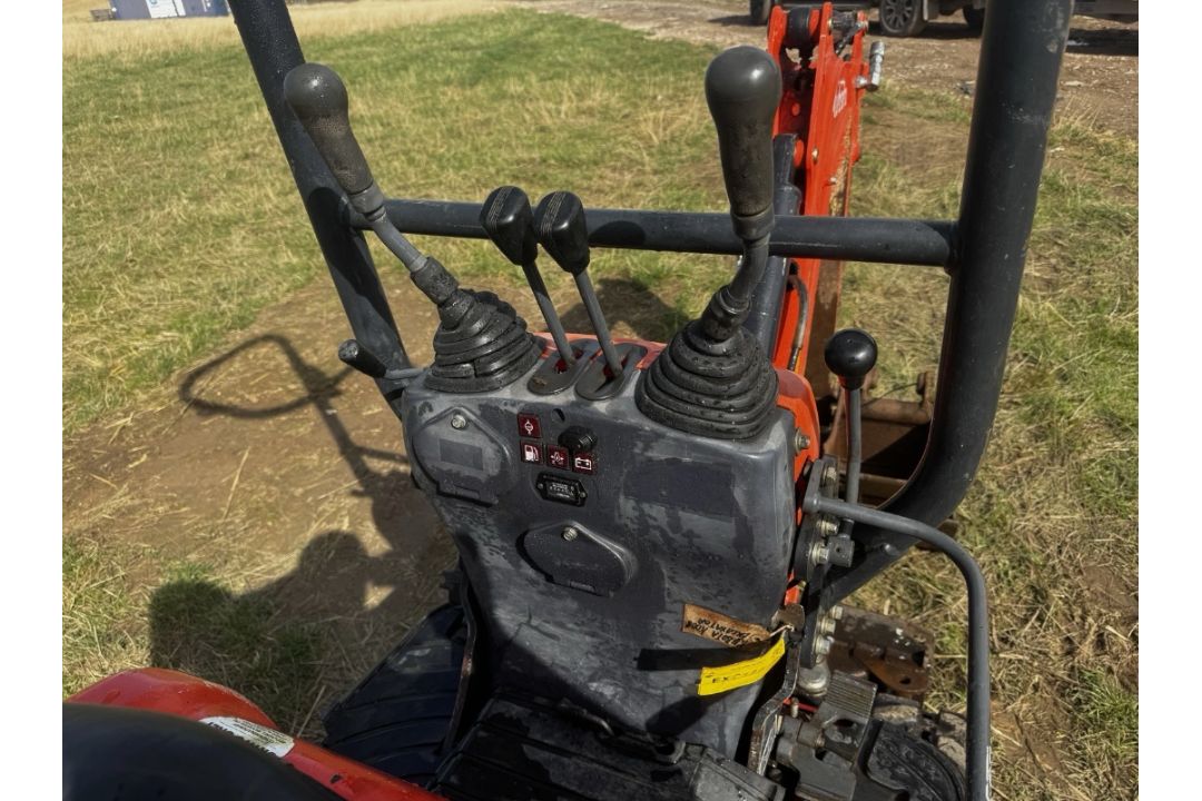 2018 KUBOTA KX008-3 MICRO DIGGER – X2 BUCKETS - Image 8 of 11