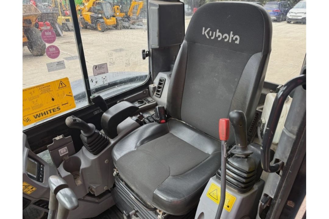 2020 KUBOTA U48-4 5T MINI EXCAVATOR / DIGGER + QUICK HITCH - Image 12 of 14
