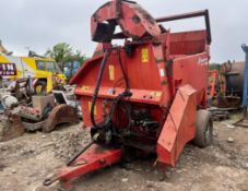 KVERNELAND TAARUP 853 STRAW CHOPPER / BEDDER FEEDER