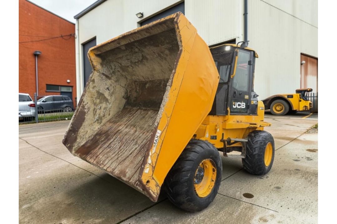 2018 JCB 9T-1 FT 9 TON FULL CAB DUMPER - Image 4 of 13