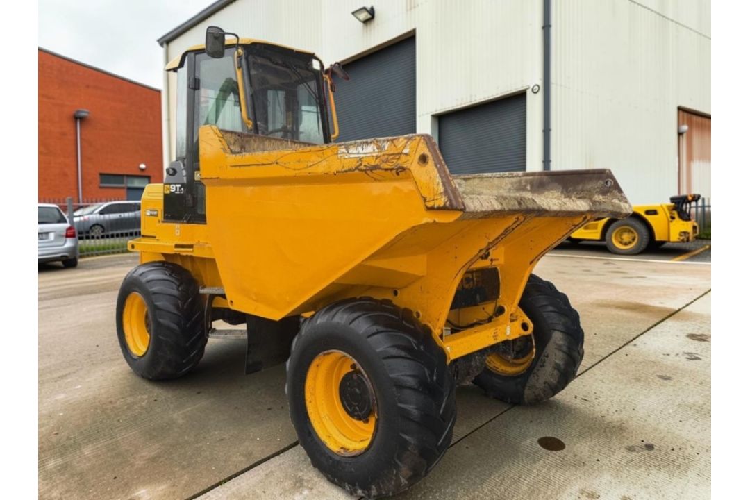 2018 JCB 9T-1 FT 9 TON FULL CAB DUMPER - Image 2 of 13