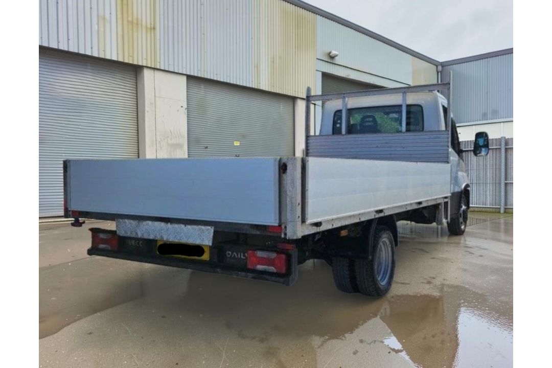 **(ONLY 107K MILEAGE)** 2021 IVECO DAILY 35C14B 2.3 DIESEL MANUAL CHASSIS CAB WHITE - Image 7 of 10