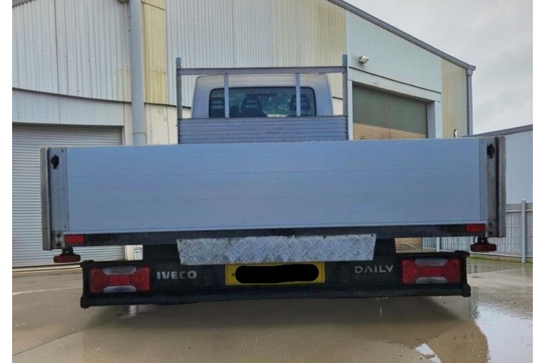 **(ONLY 107K MILEAGE)** 2021 IVECO DAILY 35C14B 2.3 DIESEL MANUAL CHASSIS CAB WHITE - Image 6 of 10