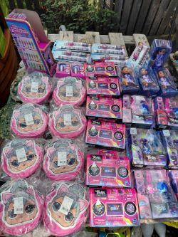 GIRLS TOYS PALLET RETAIL CHRISTMAS STOCKING FILLERS ECT