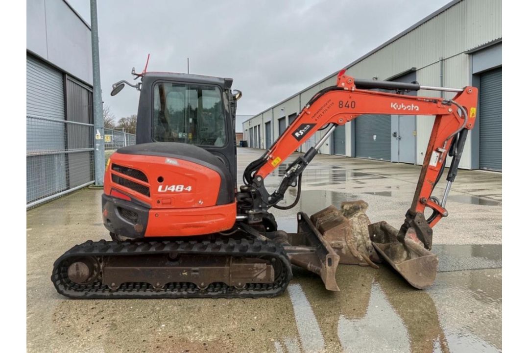 2020 KUBOTA U48-4 5T MINI EXCAVATOR / DIGGER - Image 1 of 16